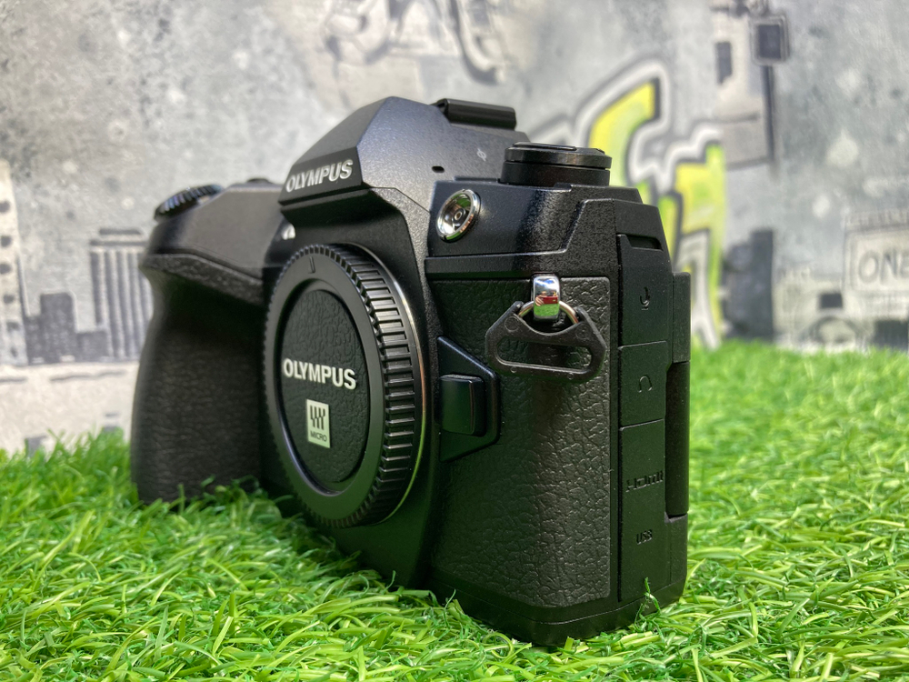 Olympus E-M1 Mark II (320 кадров) Покупка/Продажа