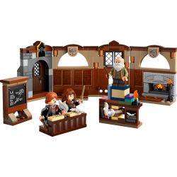 LEGO Harry Potter - Замок Хогварт: Занятия с заклинаниями и чарами 76442