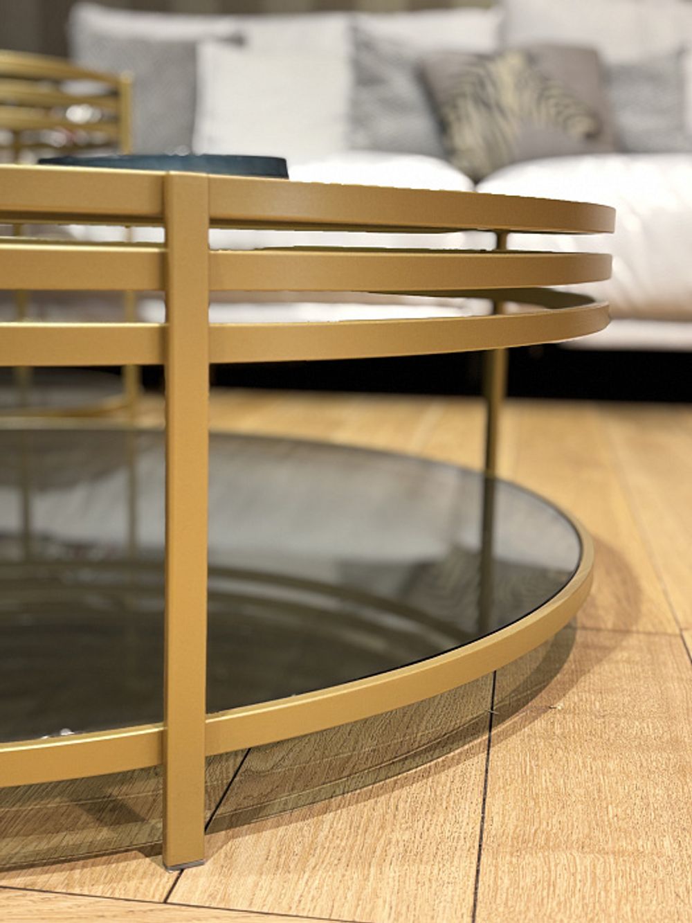 Столик "Риенцо" латунь большой