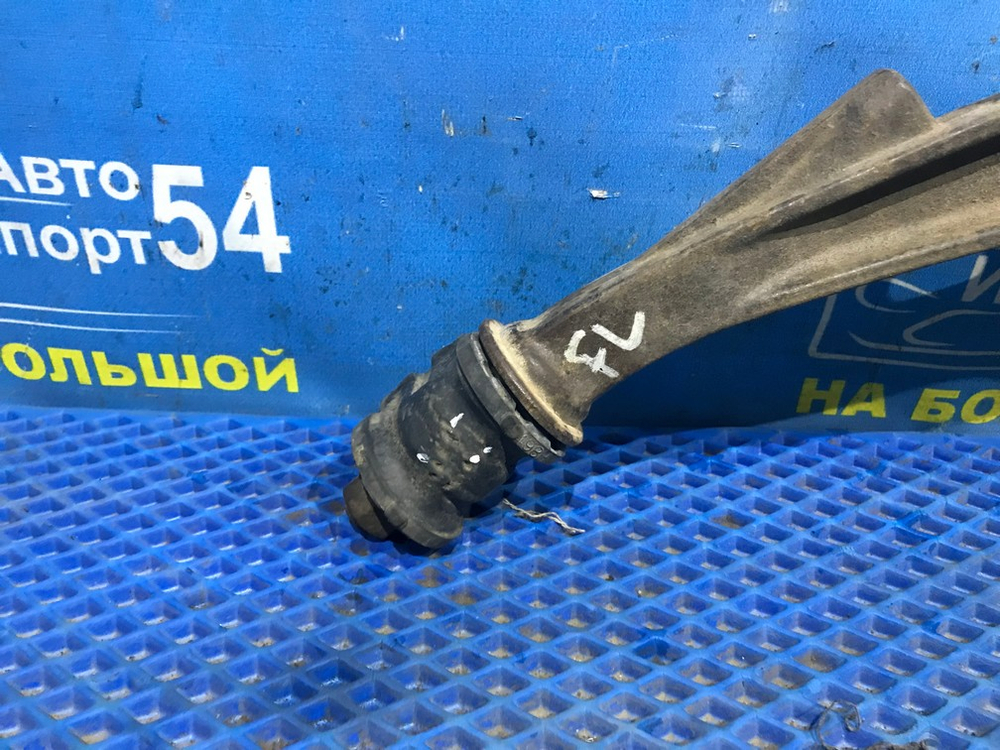 Рычаг передний правый TOYOTA ESTIMA 1998