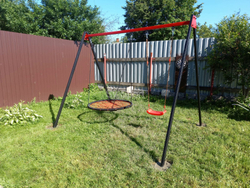 Монтаж уличных качелей Sv Sport