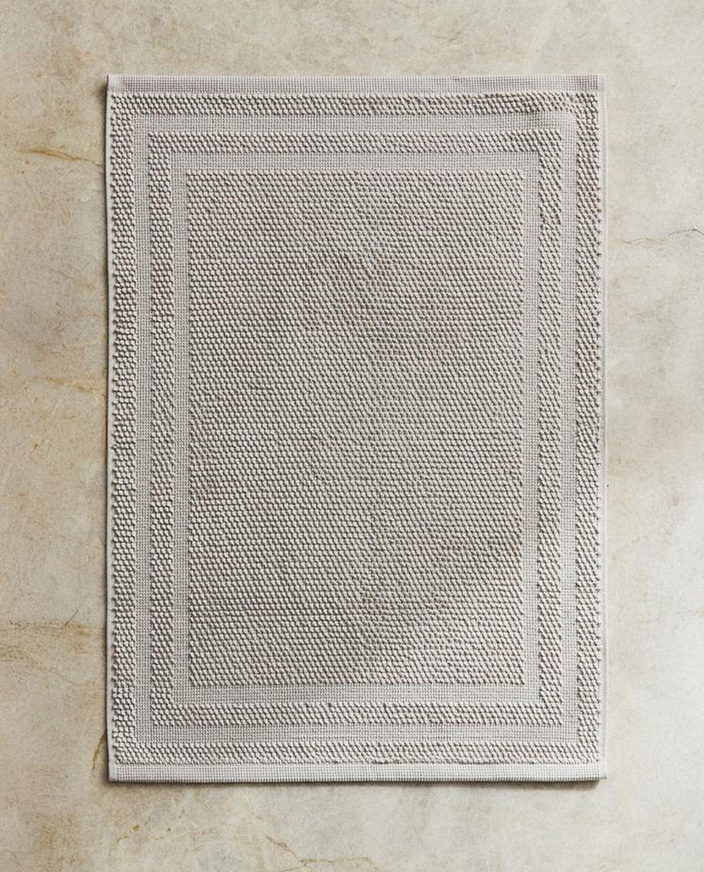 ZARA HOME КОВРИК ДЛЯ ВАННОЙ ИЗ ХЛОПКА С АНТИСКОЛЬЗЯЩЕЙ ПОВЕРХНОСТЬЮ, СЕРЫЙ