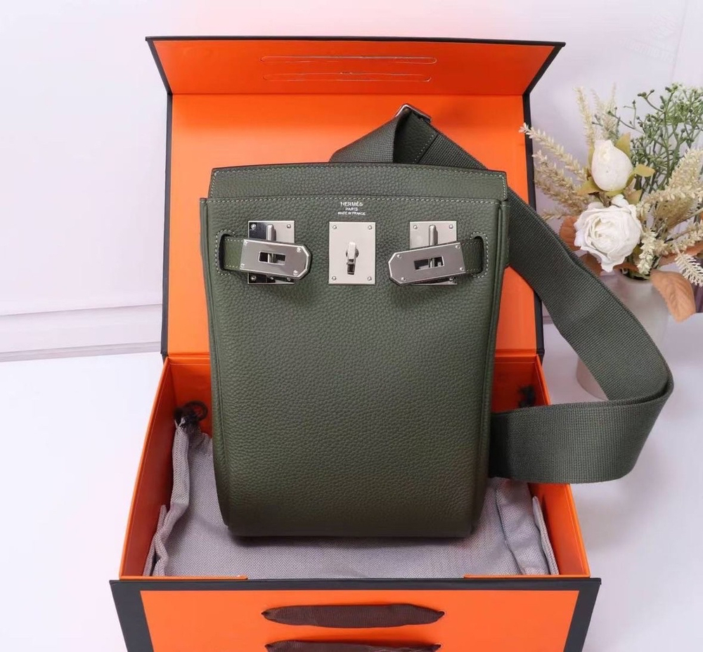 Нагрудная сумка-слинг Hermes