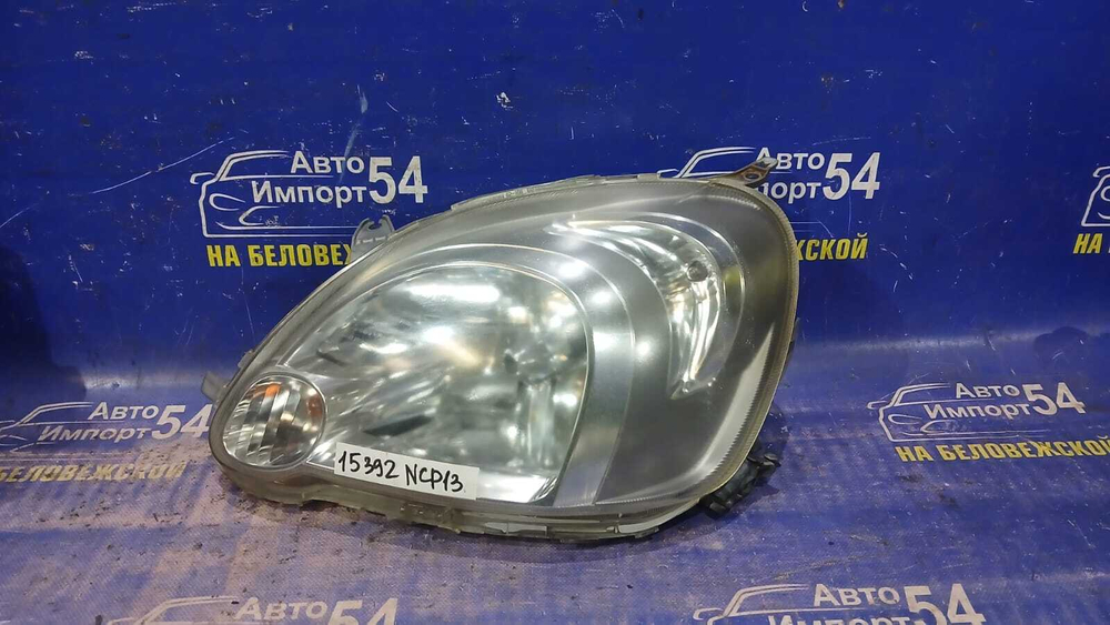 Фара передняя левая TOYOTA VITZ 2000-2005
