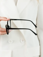 Очки с оправой для улучшения зрения