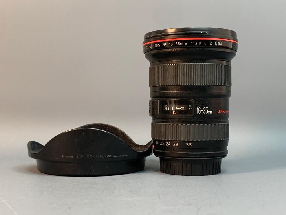 Canon EF 16-35mm f/2.8L II USM