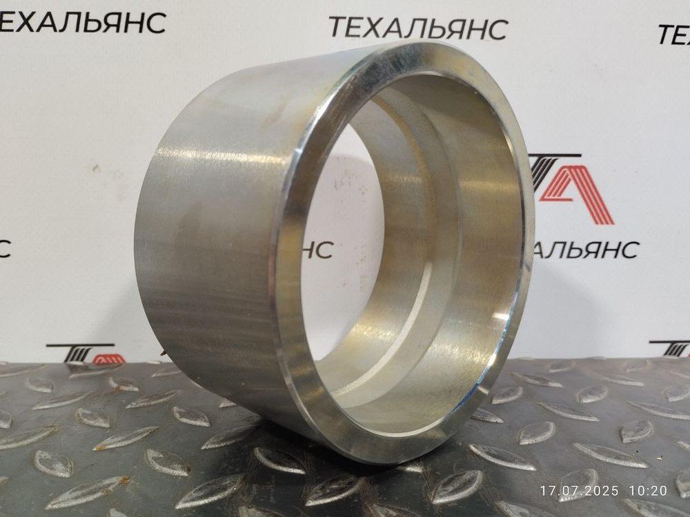 Втулка 4129729