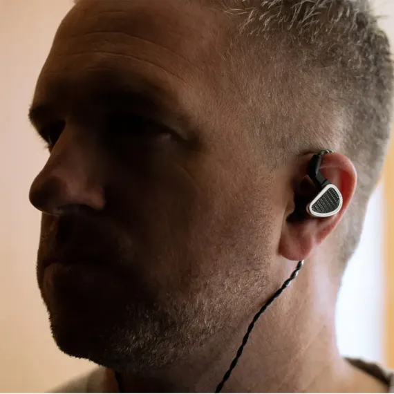 64 Audio Duo