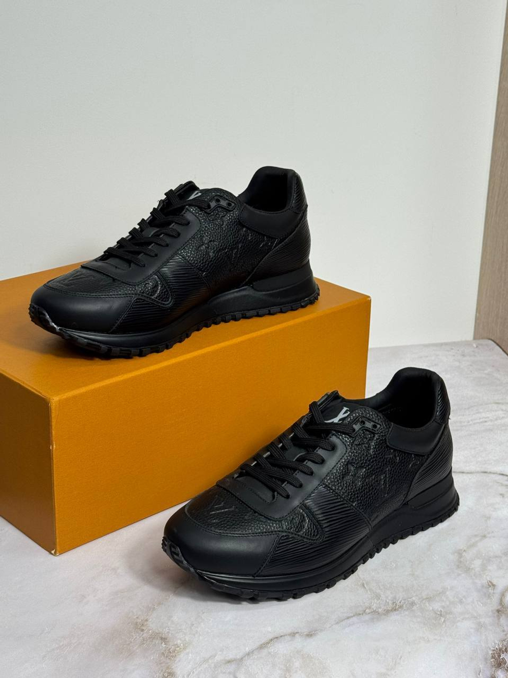 Кроссовки Louis Vuitton