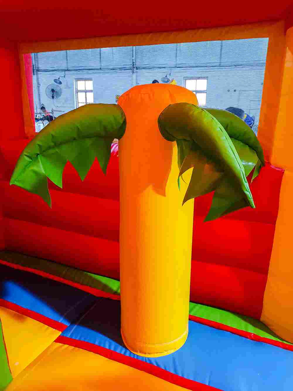 Коммерческий надувной батут «Страна Сафария 2» 8*6*6 м