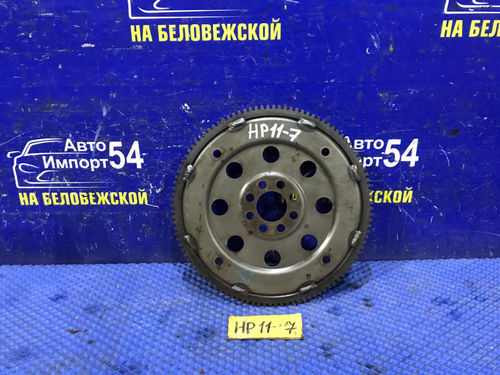 Маховик NISSAN PRIMERA 1998