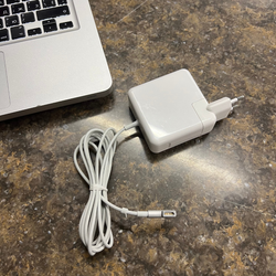 Ноутбук MacBook Pro A1278, 13 дюймов, 2011 год, 2-х ядерный 2.3 Ghz Intel Core i5, 8 Gb, Intel HD Graphics 3000 512 Mb, HDD 320 Gb (хорошее состояние, полностью обслужен, зарядное устройство, Mac OS Ventura)