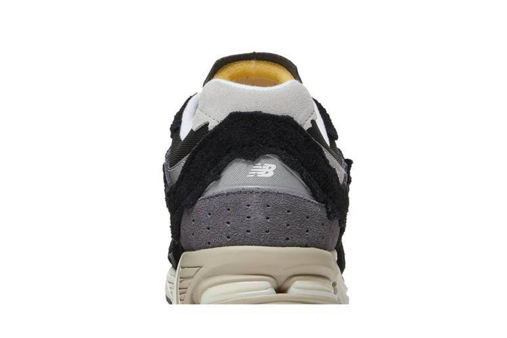 Кроссовки New Balance 2002R "Refined Future"