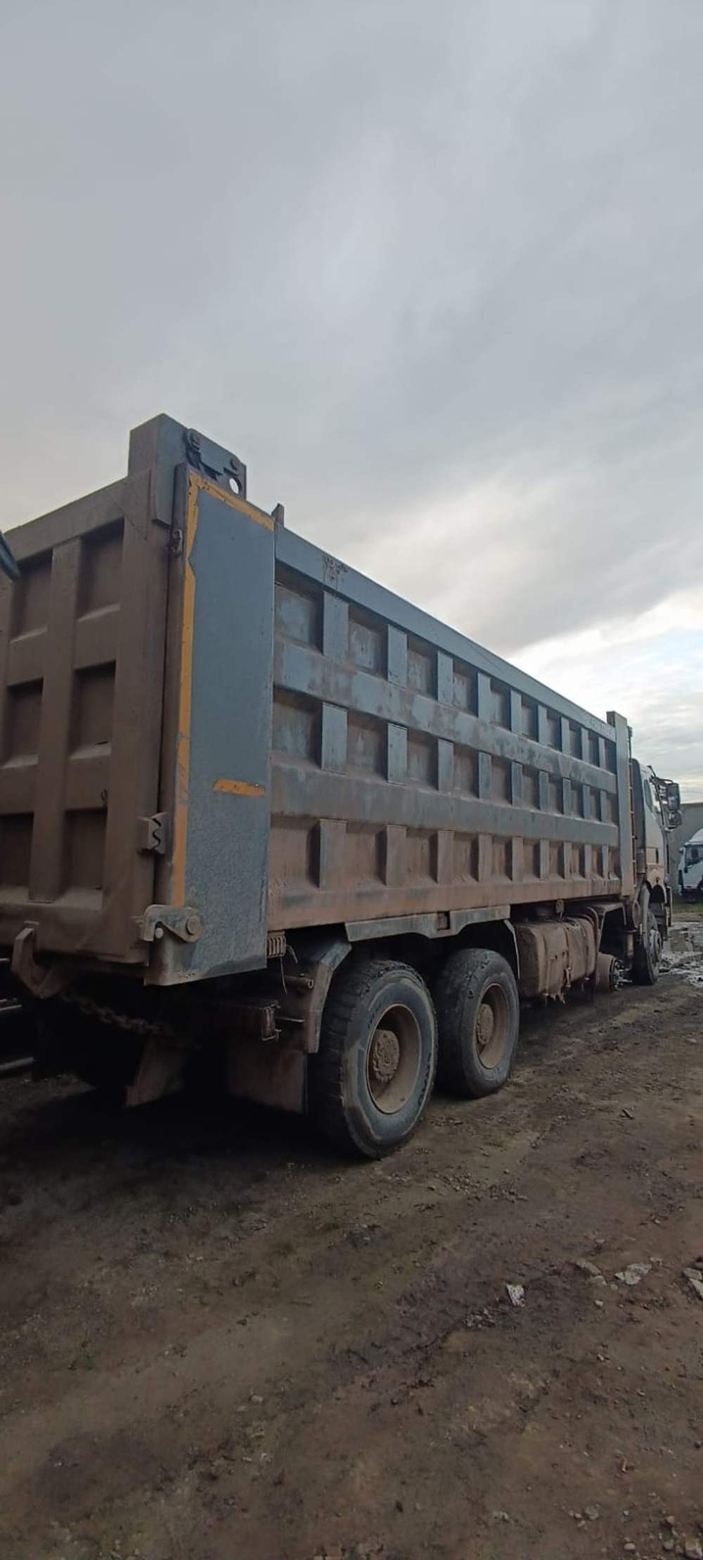 FAW J6 8x4 Самосвал СА3310Р66K24T4E5 (Дизельный, 11,1 л, 420 л.с., МТ)