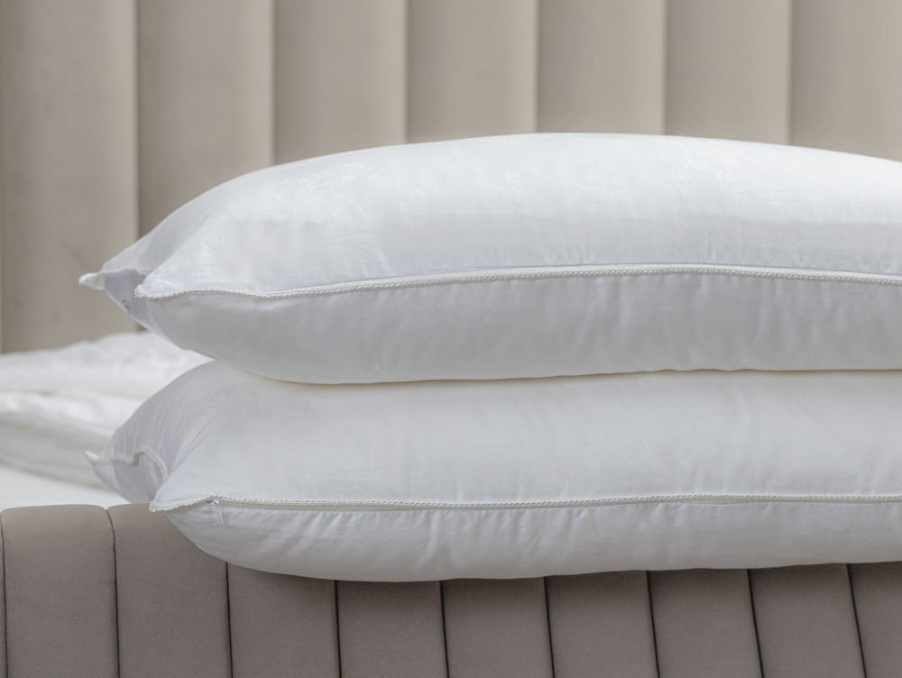 Подушка шелковая средняя 50x70 Luxe Dream Grace Silk GC1001