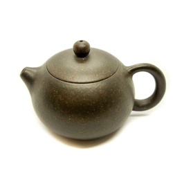 259015 Чайник ИСИН "СИШИ" (Красавица Сиши) 200мл, в подар.коробке, глина чёрная с песком