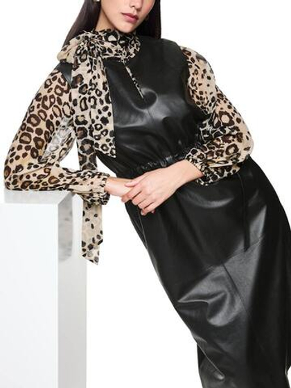 Marc Cain Платье из натуральной кожи с кулиской на талии