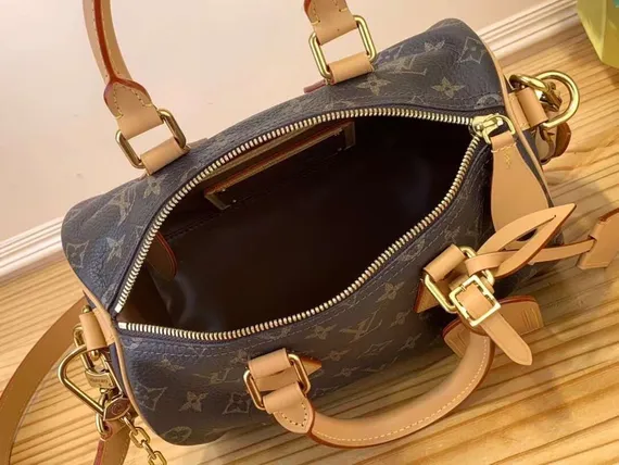 Сумка Louis Vuitton Speedy с плечевым ремнем Monogram