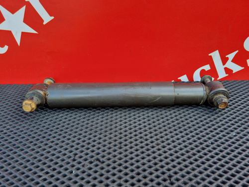 Амортизатор передний 2016г.