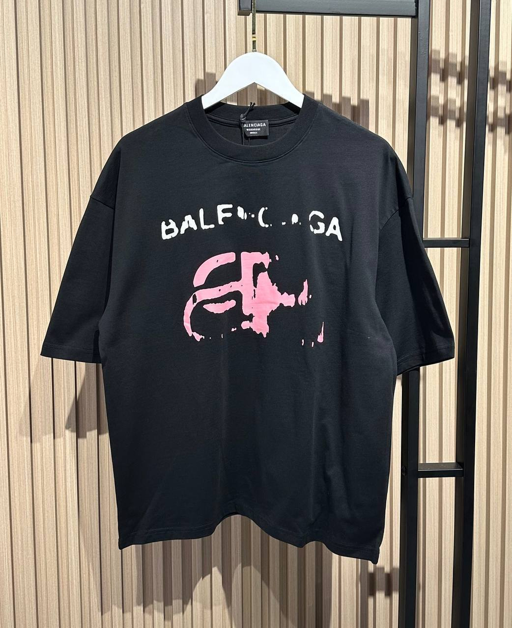 Футболка Balenciaga