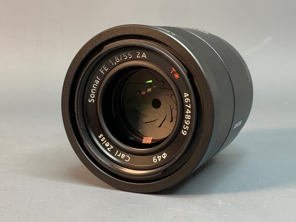 Sony FE 55mm f/1.8 ZA