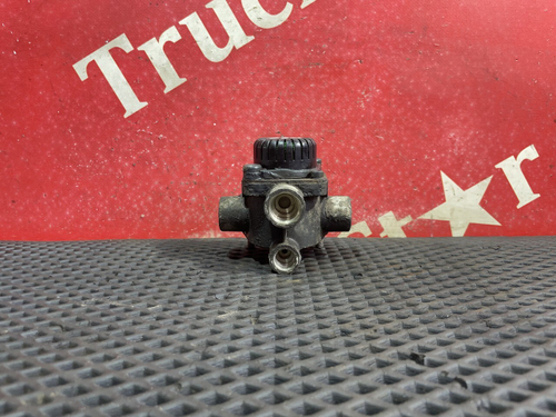 Клапан ускорительный