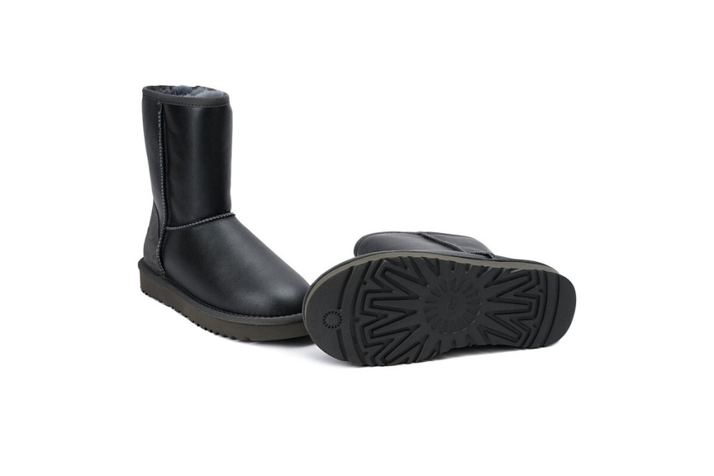 UGG Mens Classic Short Metallic Grey