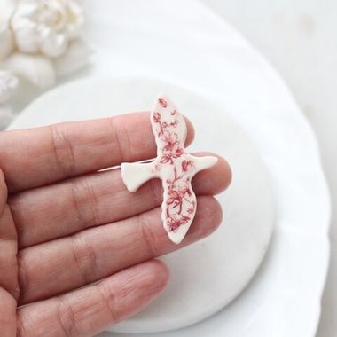 Подвеска Птица голубь, белый, красная роспись, L 50*30 мм, S029