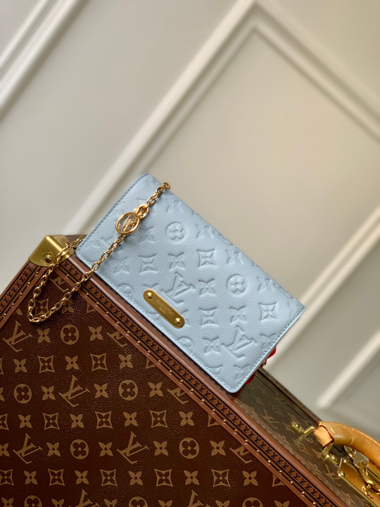 Louis Vuitton Lily Wallet On Chain