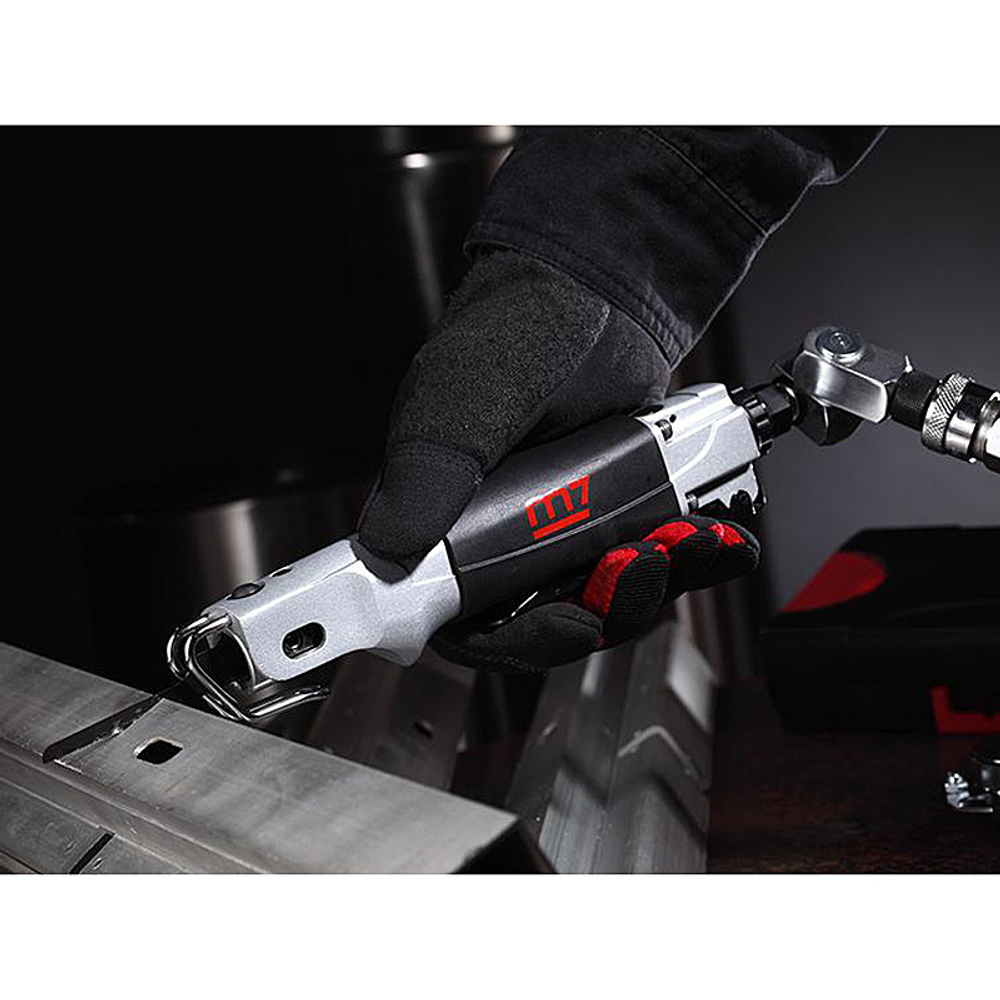 MIGHTY SEVEN (QD-291N) Пневмолобзик 10 мм ход полотна, 9000 ход/мин, с набором принадлежностей, 22 предмета