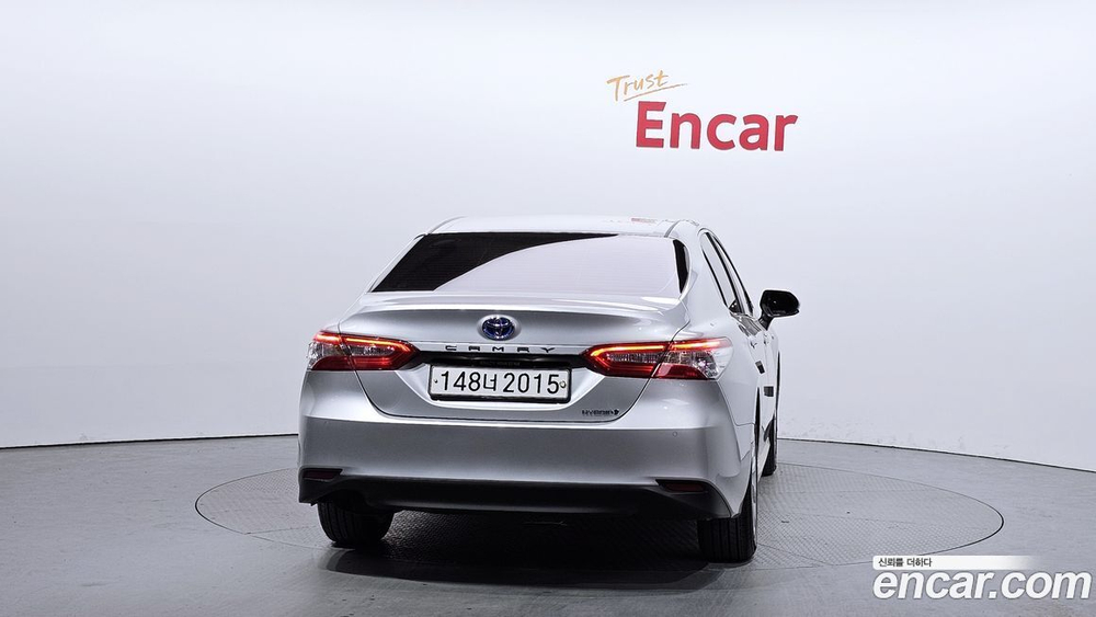 Toyota Camry (XV70) 2.5 LE Hybrid (04.2020)