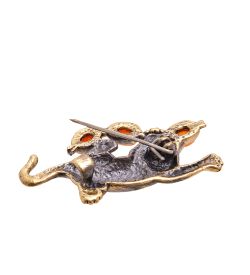 AM-3469 Брошь «Кот кража века» (латунь, янтарь)