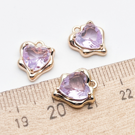 Подвеска Сердце, цвет золото + сиреневый, размер 13*10 мм, цена за 1 шт