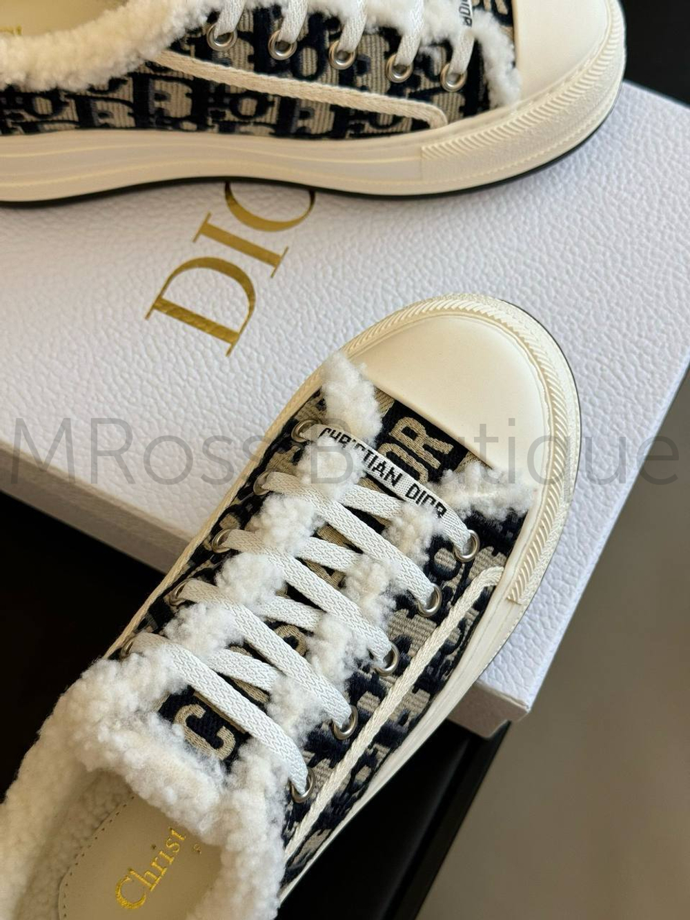 Темно-синие кеды с мехом Dior Walk'n'Dior на платформе