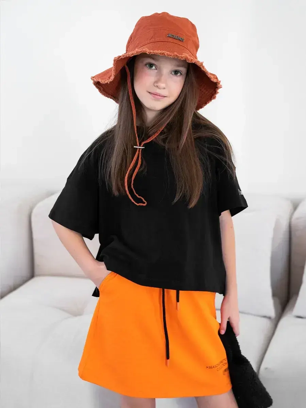 Костюм летний для девочки с юбкой