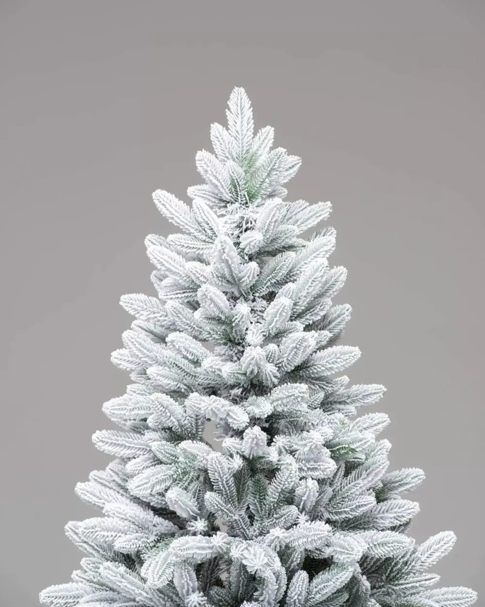 Заснеженная ель "Финская" (Литая хвоя) 150 см / 1,5 м