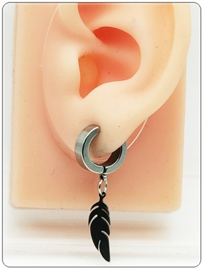 Серьги кольца с подвеской "Перышко" (20х6мм) для пирсинга ушей. Медицинская сталь. Цена за пару!