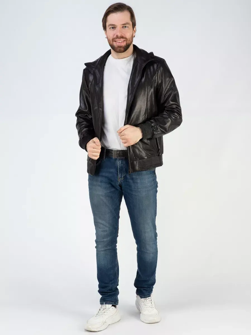 Кожаная куртка демисезонная с капюшоном