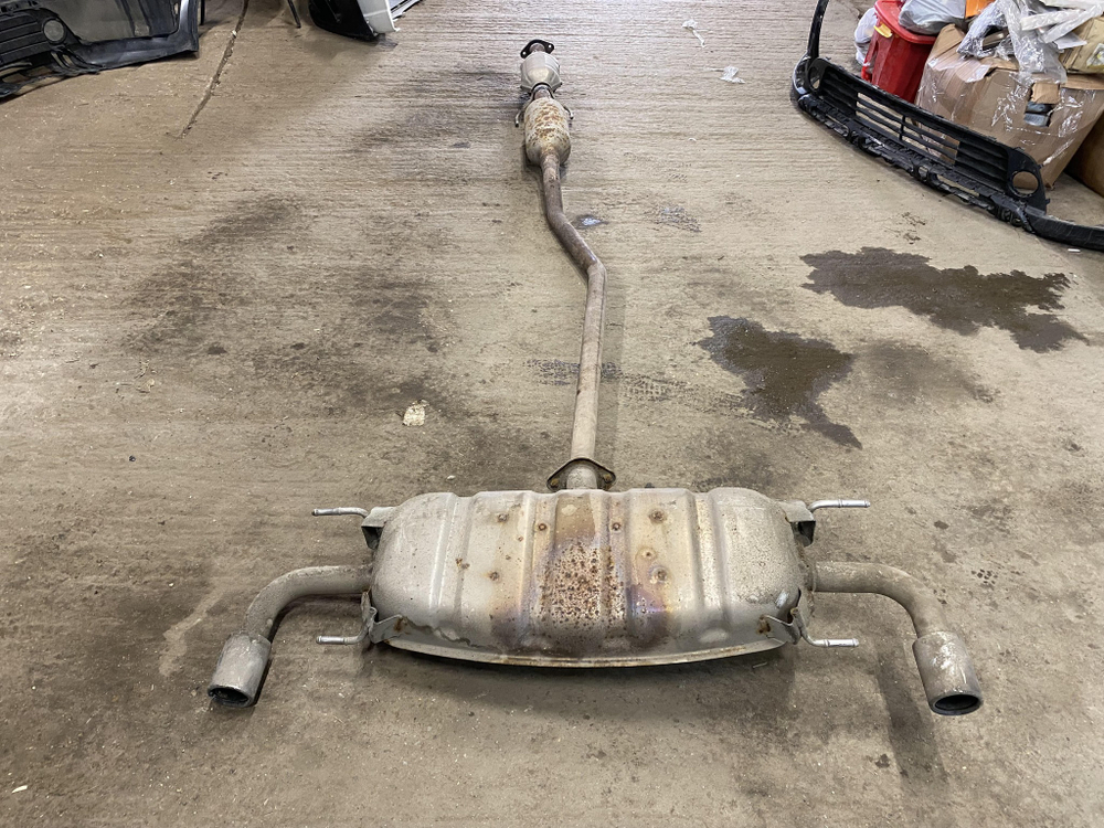 Глушитель катализатор Mazda CX-5 2 (KF) 17-22 Б/У Оригинал PE6T2055X