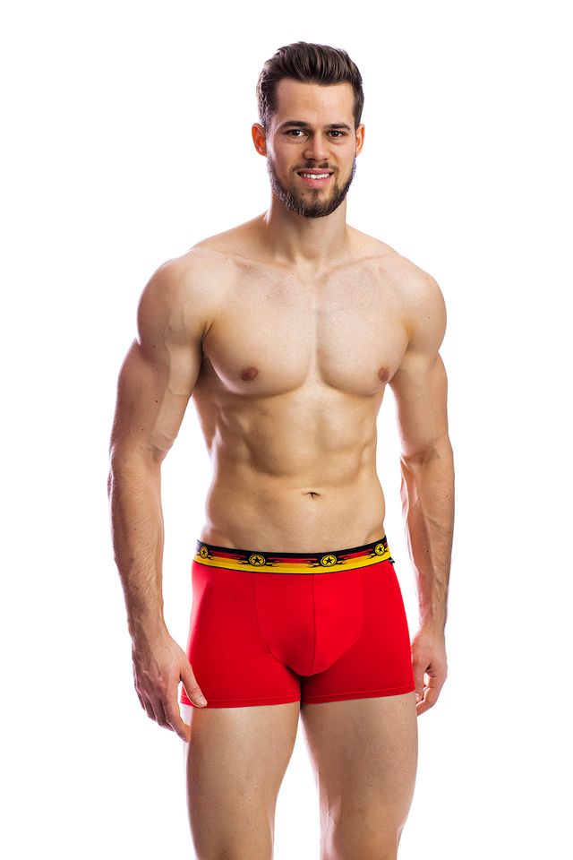 Комплект из 3-х трусов белого, голубого и красного цвета