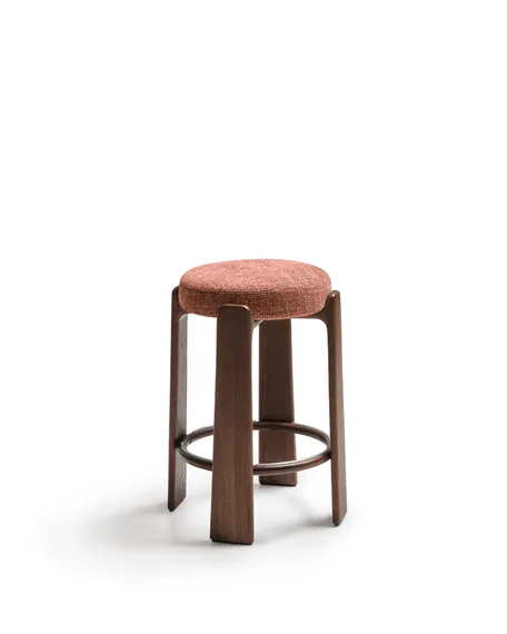 Granite Барный табурет из терракотового шенилла и массива ясеня в отделке орех 75 см