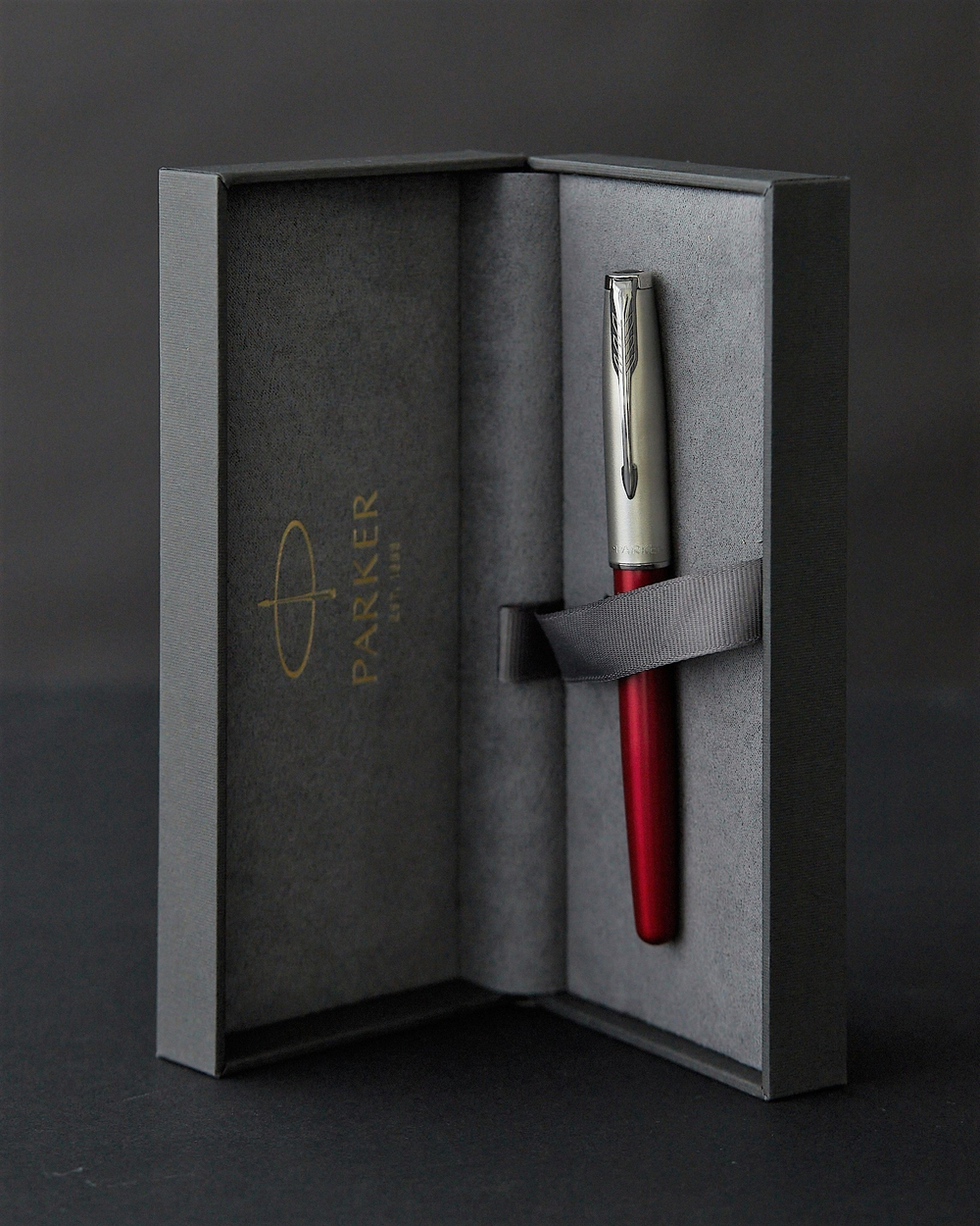 Ручка роллер Parker Sonnet Entry Point T546  Red CT F черные чернила, в подарочной коробке
