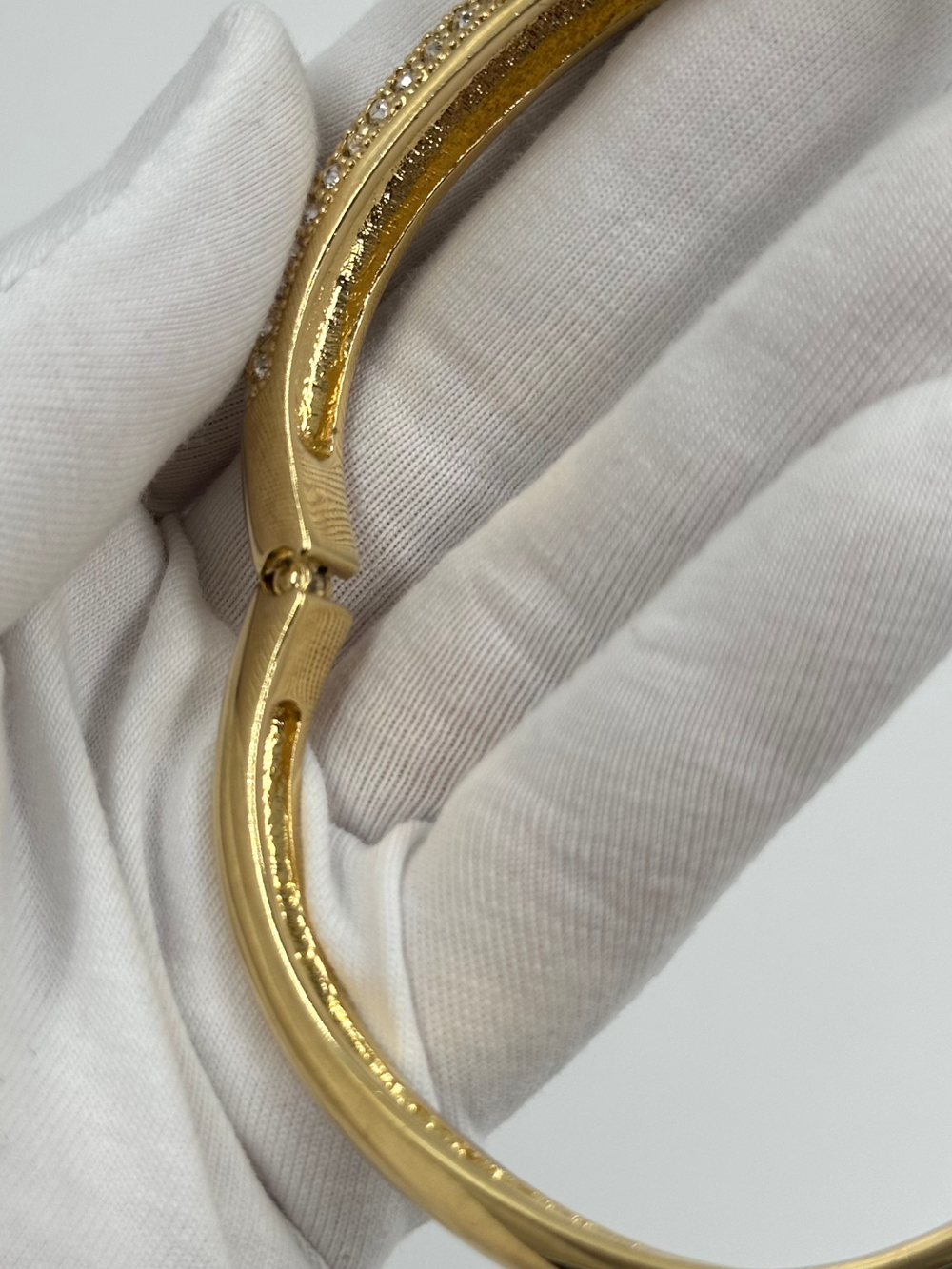 Браслет с кристаллами