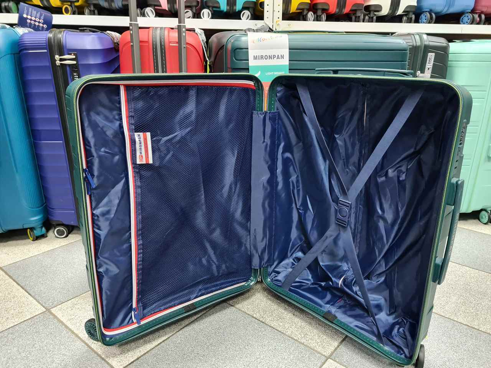 Чемодан Большой (L) полипропилен "Mironpan" съёмные колёса