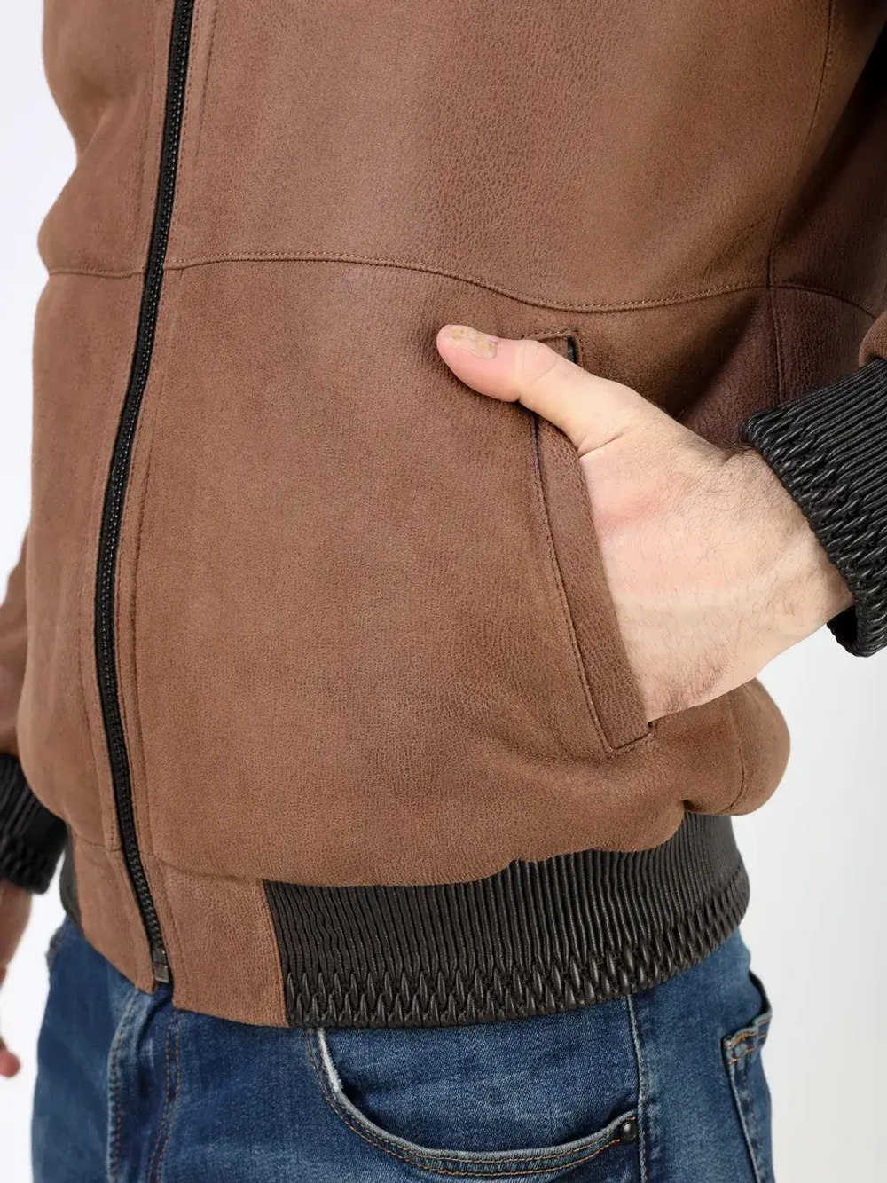 Дубленка зимняя натуральная бомбер