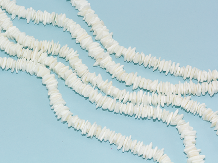 Нить бусин из ракушек freeform, 10мм
