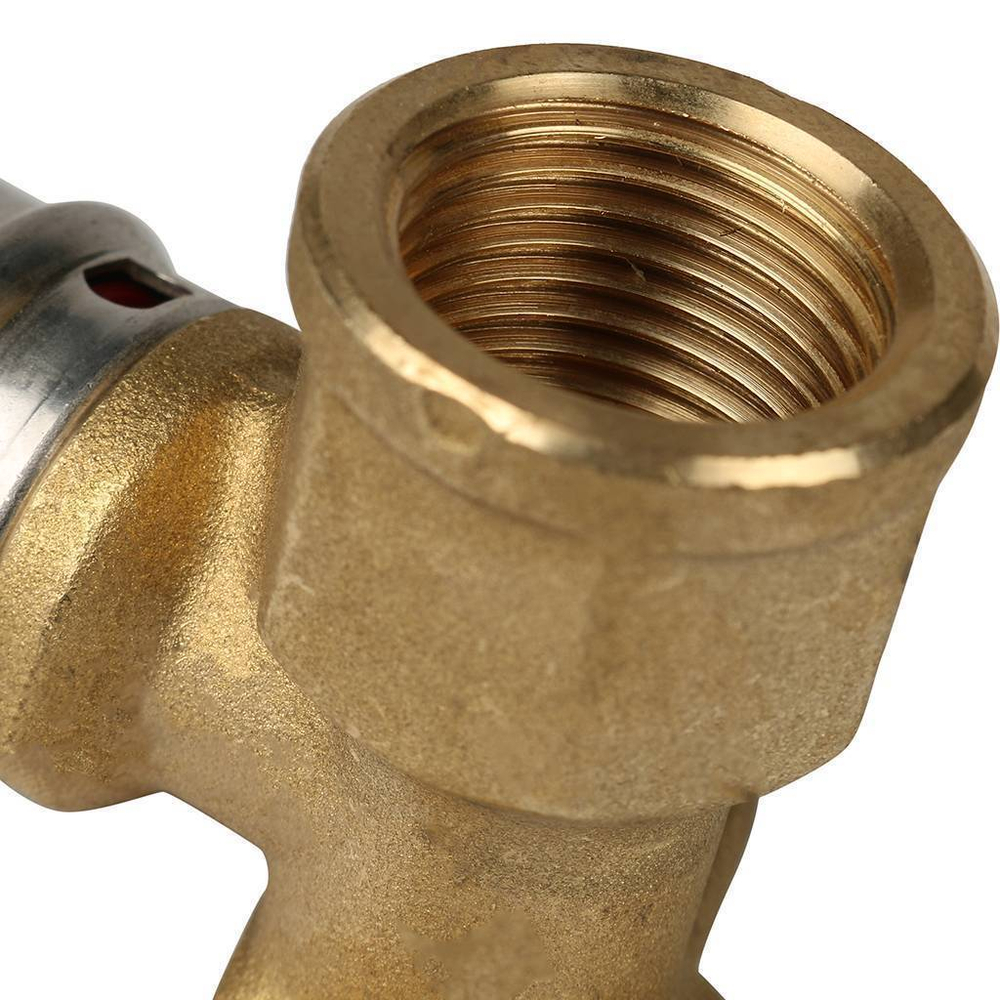 Угольник настенный с креплением короткий 1/2"х20