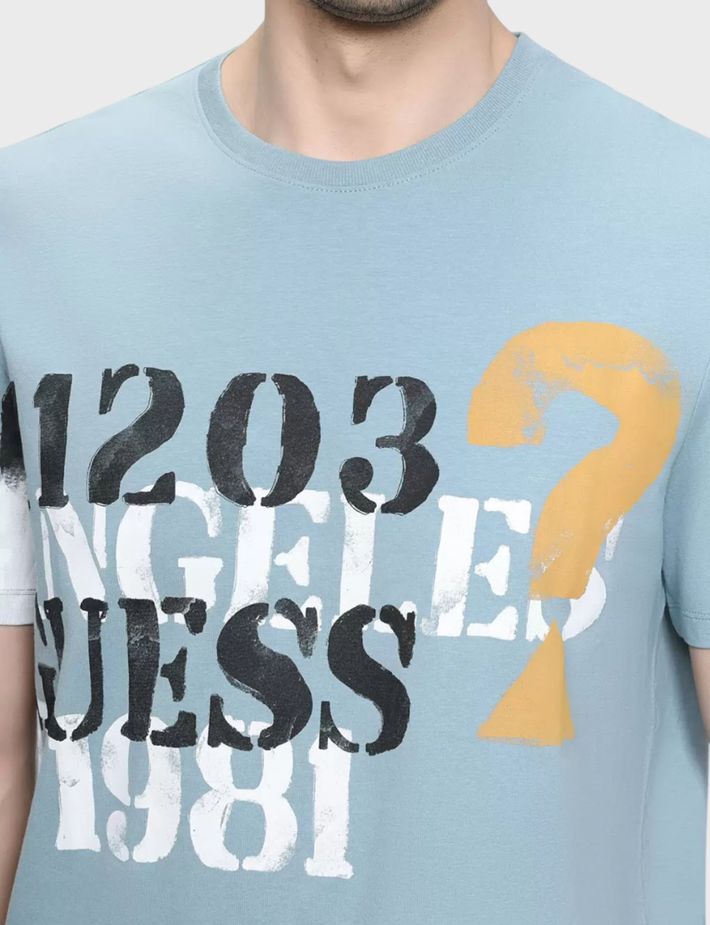 Футболка GUESS