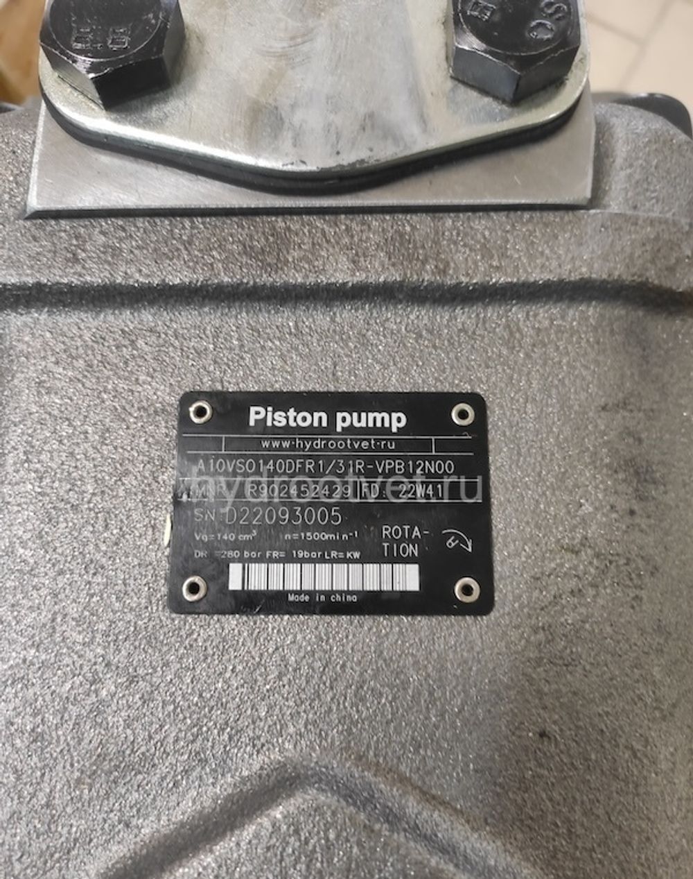 A10VSO140DRG/31R-VPB12N00 - Насос аксиально-поршневой регулируемый с наклонной шайбой, рабочий объем 140 см3, DRG = регулятор давления дистанционный, номинальное давление 280 бар