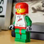 Конструктор Лего Минифигурки Увеличенная минифигурка гонщика 40819 | LEGO Up-Scaled Racing Driver 694 деталей 10+